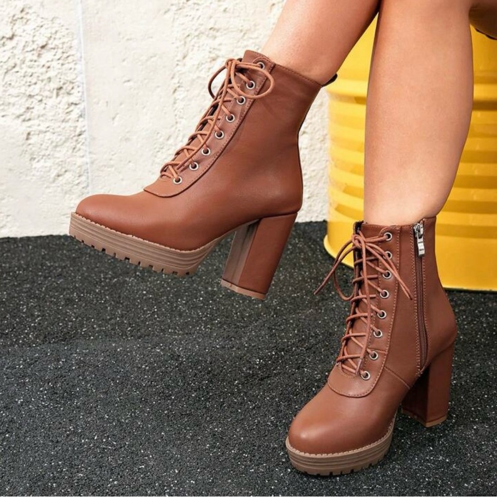 Stylish Brown Lace-Up Boots